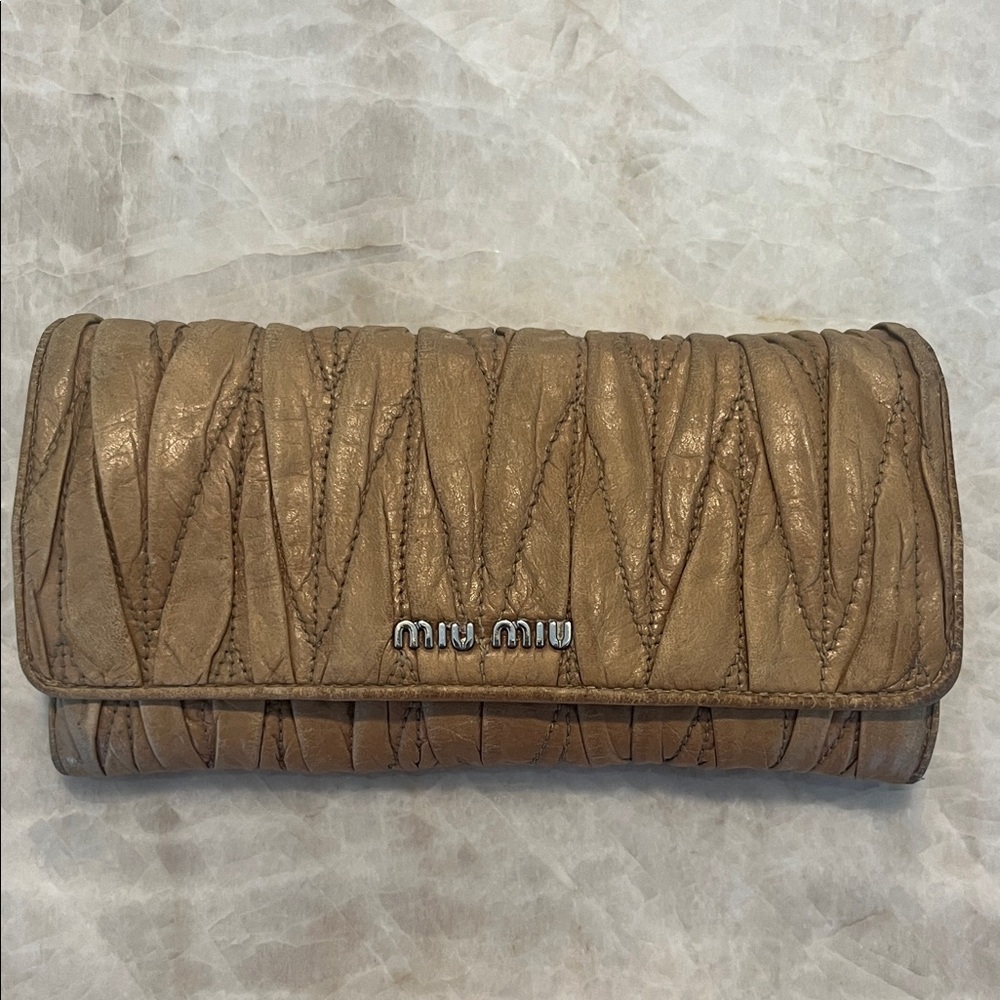 Miu Miu Tan Matelasse Wallet in Chain GUC